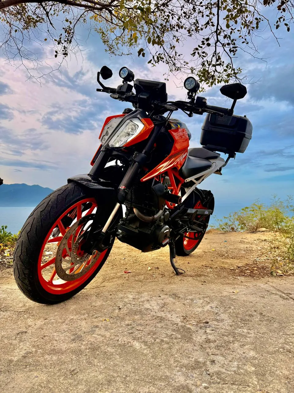 KTM Duke 390, 2018