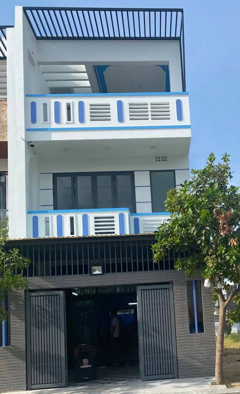 Новый дом с 5 спальнями в Mỹ Gia, пакет 7