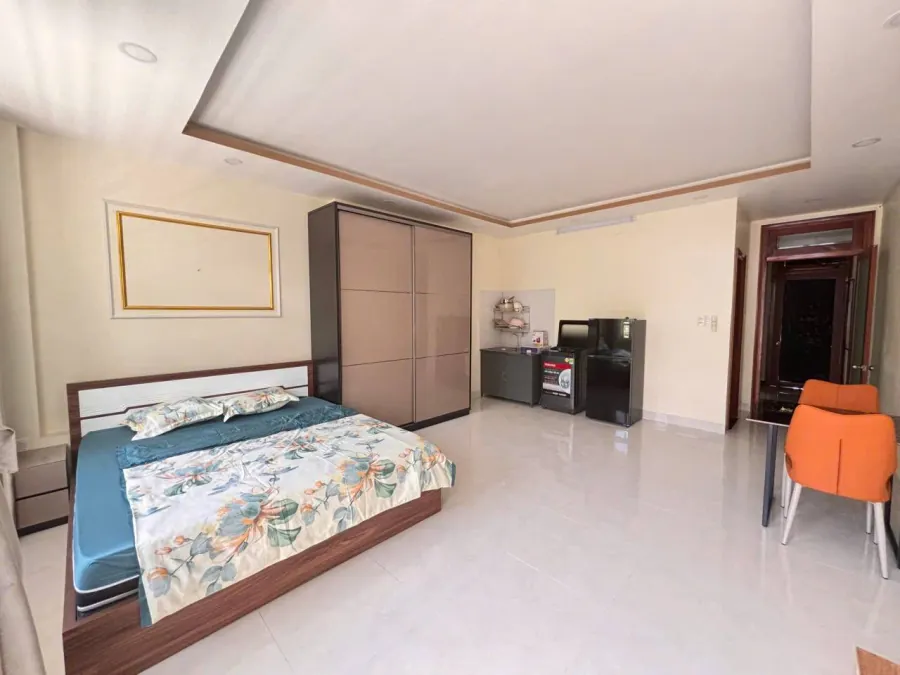 Студия 50 м² с балконом, Ха Куанг