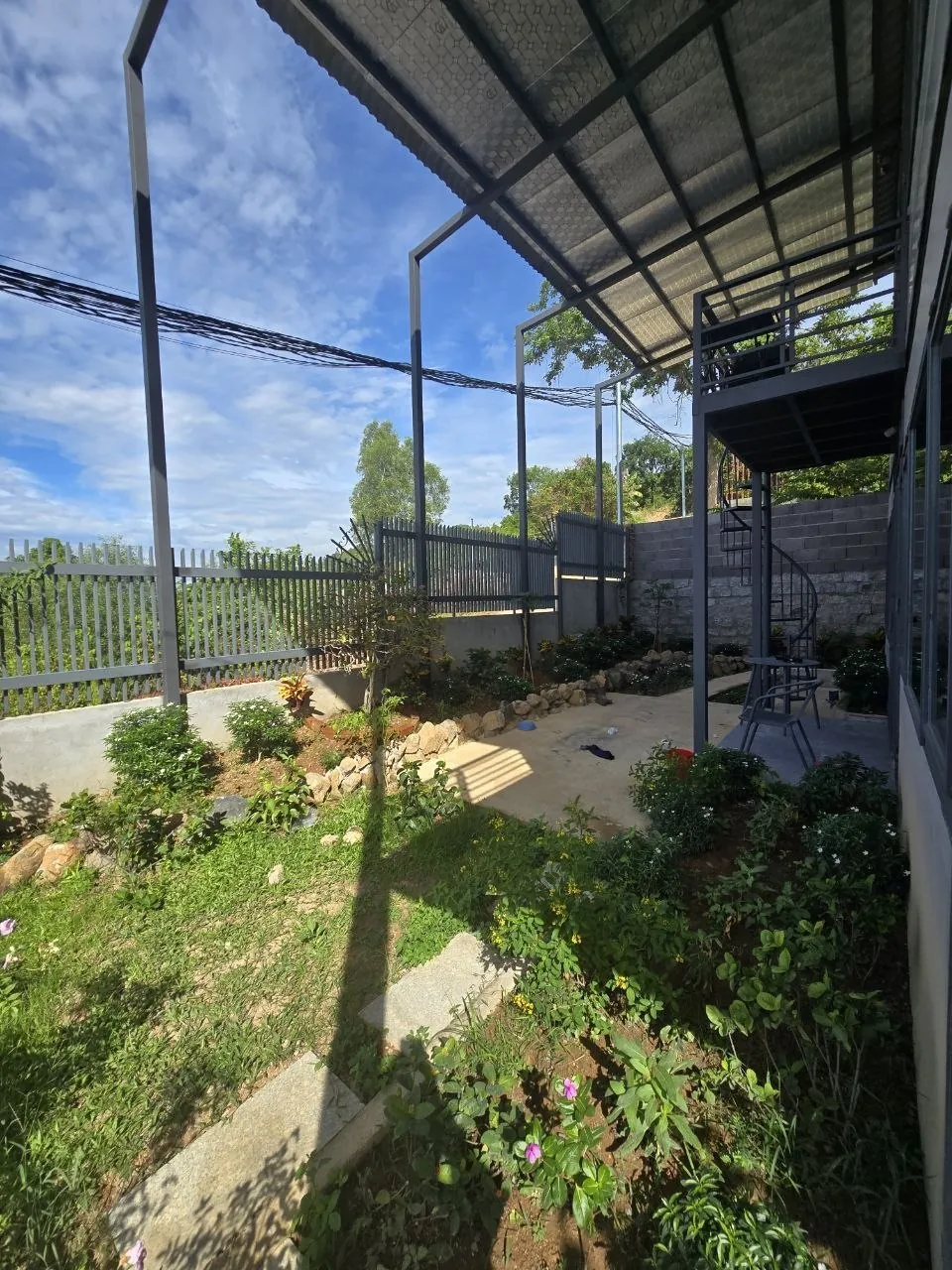 Nhà 2 phòng ngủ ở Vĩnh Ngọc
