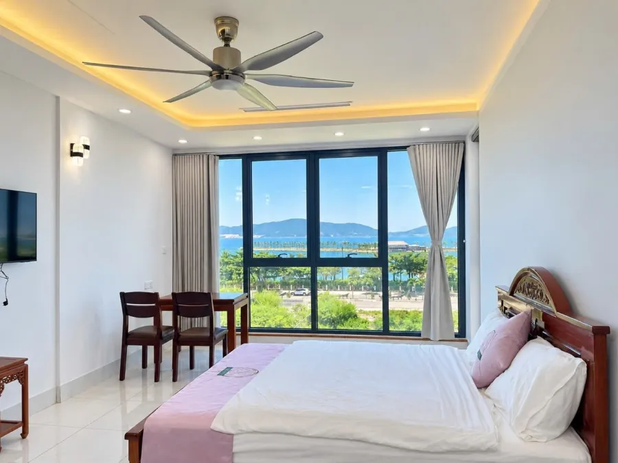 Studio with sea view, Hon Sen