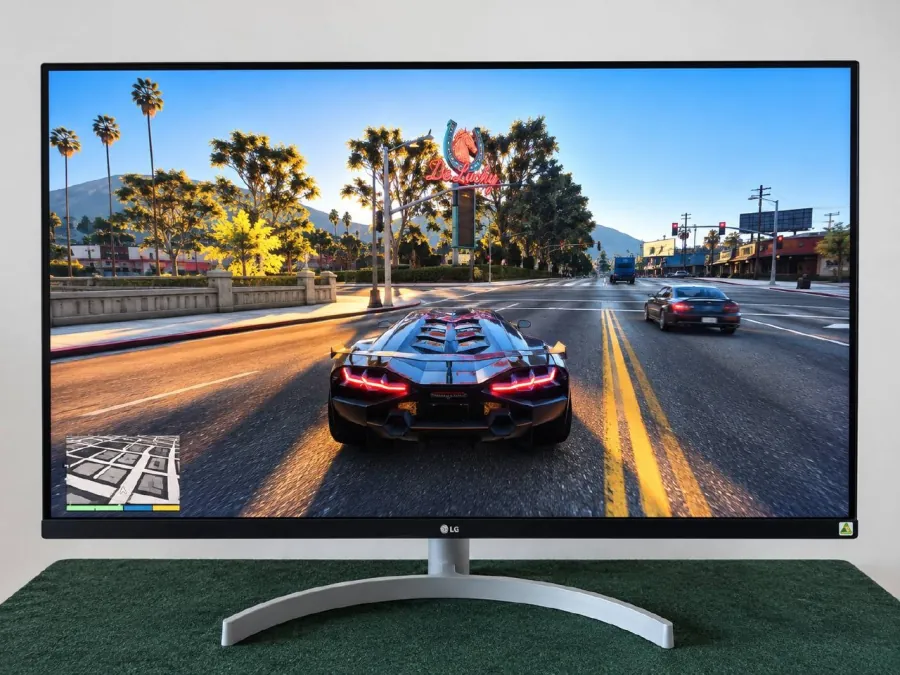 Монитор LG 32UN500-W, 31,5″, 4K UHD