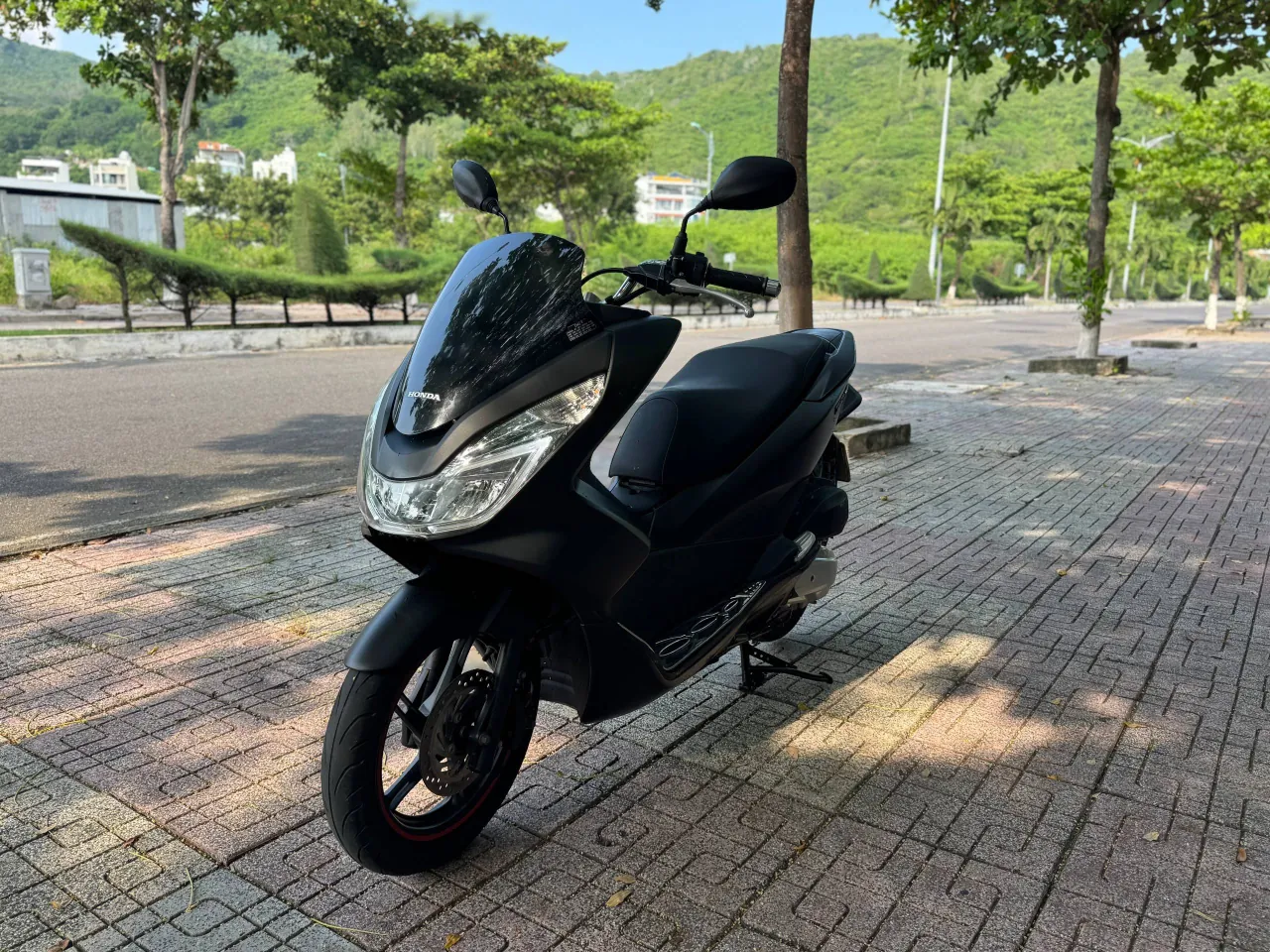Honda PCX 2015 в идеальном состоянии — Фото 3 из 4