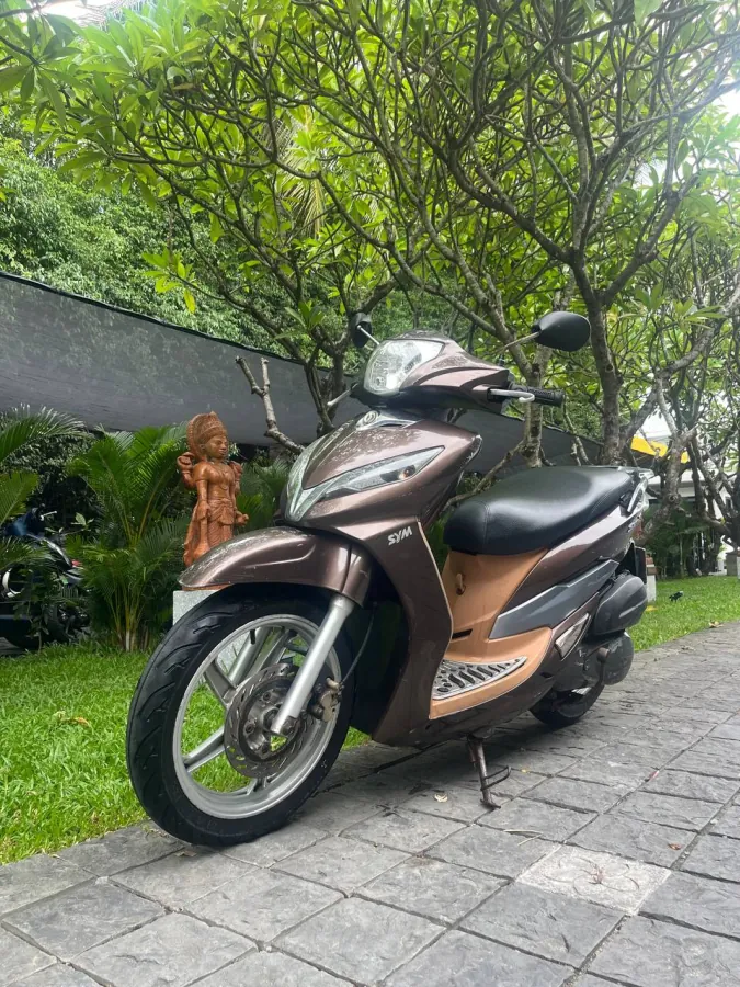 SYM Shark 125cc — ухоженный скутер