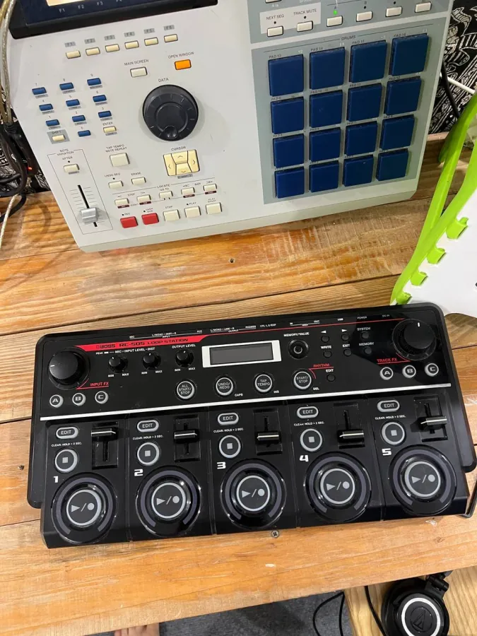 Boss RC-505 MK1 — Loop Station