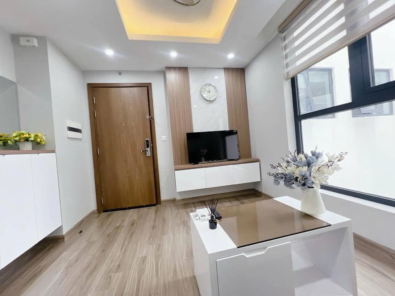 1-bedroom apartment in HUD complex, city center — Photo 2 of 8