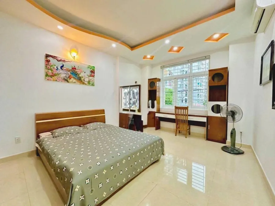 Дом 300 м² с 5 спальнями в Phước Long