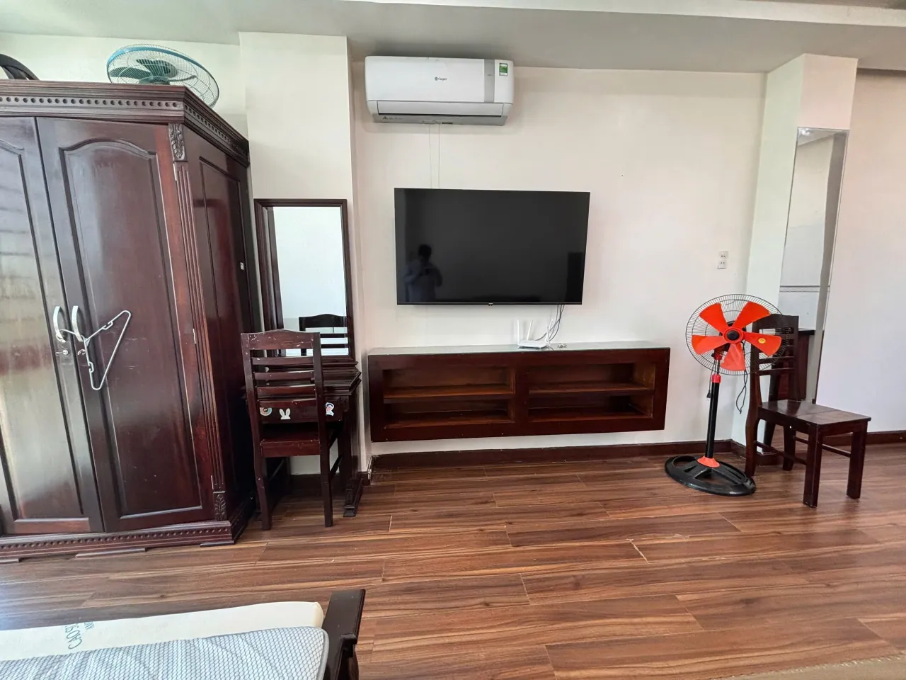 Căn hộ có nội thất trên đường Nguyễn Thiện Thuật