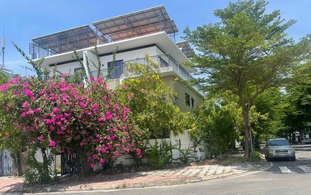 4-bedroom corner villa in My Gia