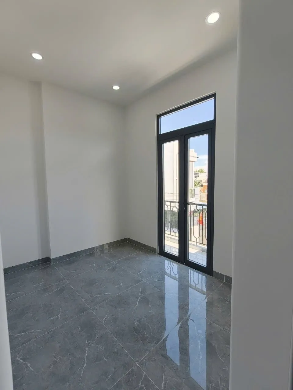 New 3-bedroom house in Diên An — Photo 7 of 8