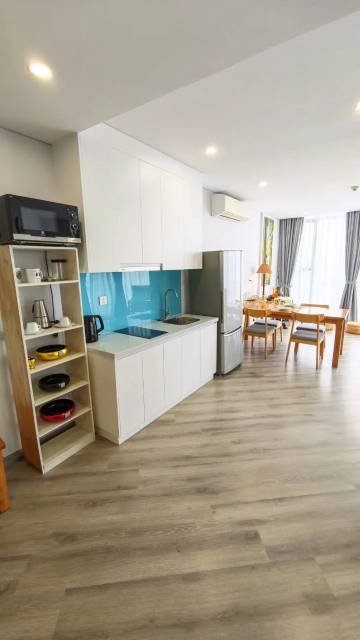 Bright 1-bedroom apartment with a balcony in central Nha Trang